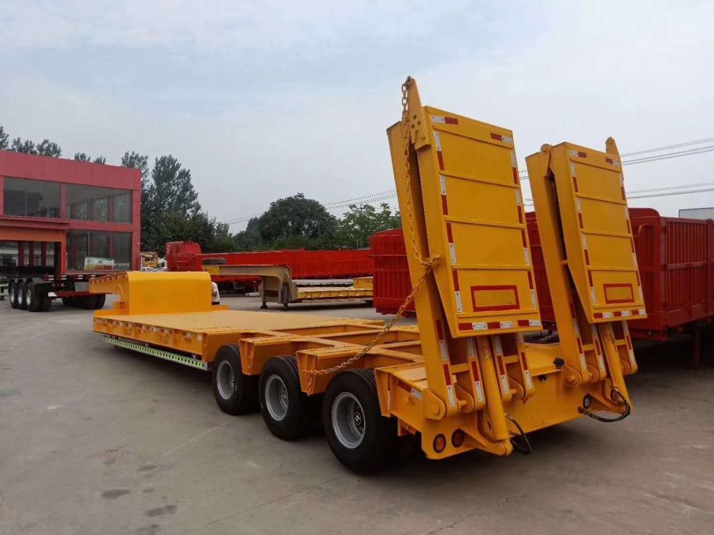 3 Axles Hydraulic Ladders Low Lowader Lowbed Semi Trailer插图