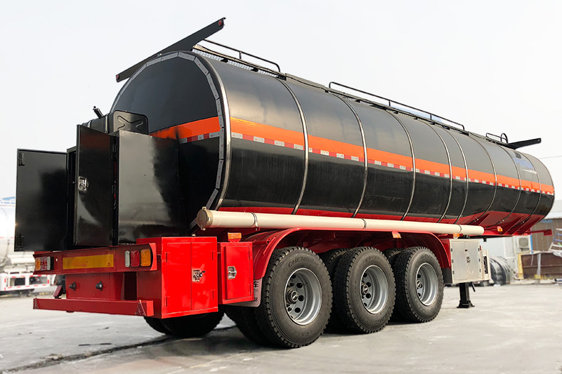 3 Axles Liquid Asphalt Heated Bitumen Transport Tanker Semi Trailer for Sale插图1