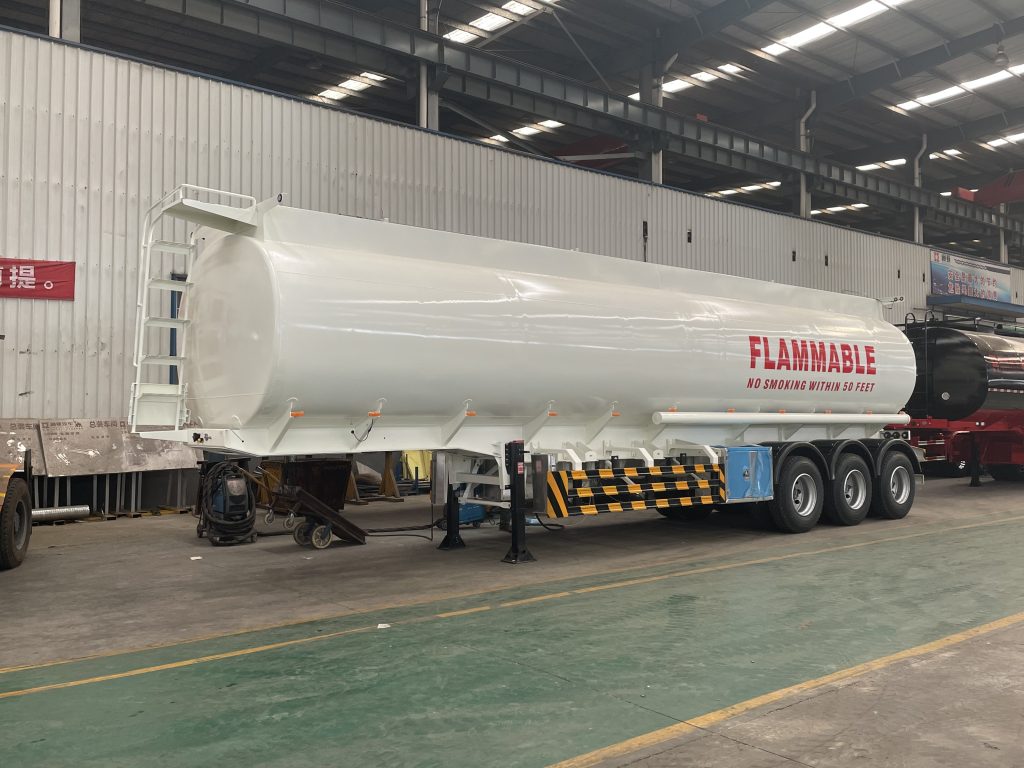 Hot Selling Liquid Tanker Semi Trailer for Sale插图